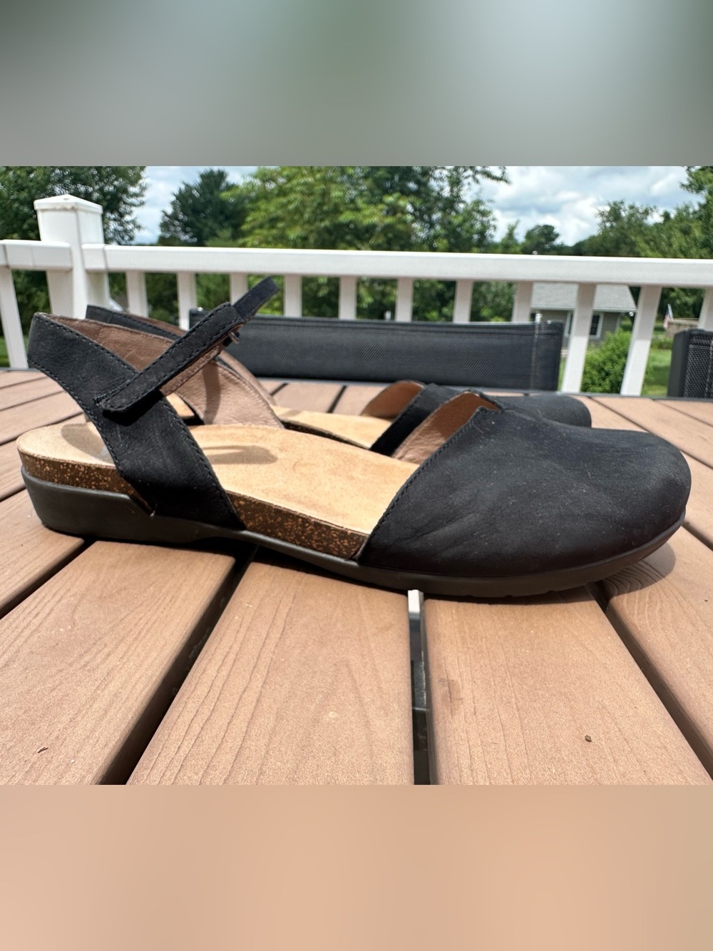 Dansko Rowan Black Nubuck Closed-Toe Sandals - Size 41 (US 10.5-11) - Picture 2 of 8